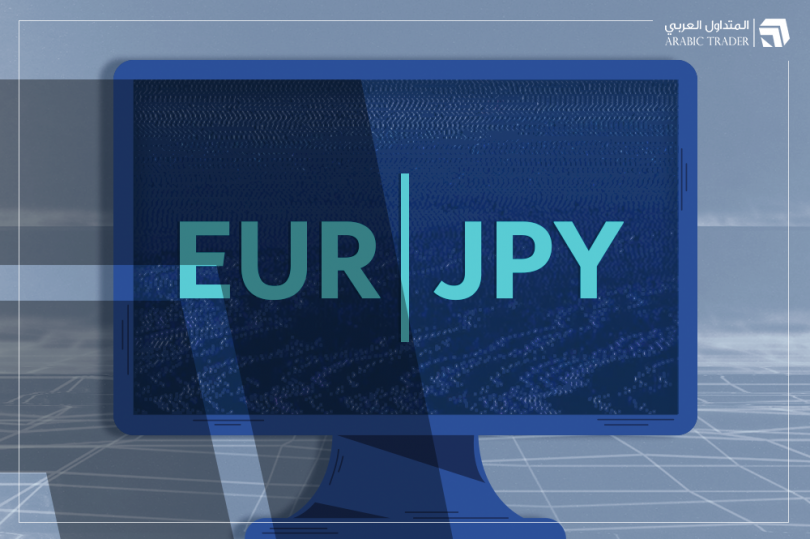 الين الياباني يهبط أمام اليورو ليسجل أدنى مستوى في 31 عاما